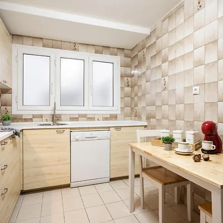 Primera Línea De Playa Con Plaza De Garaje Y Wifi *