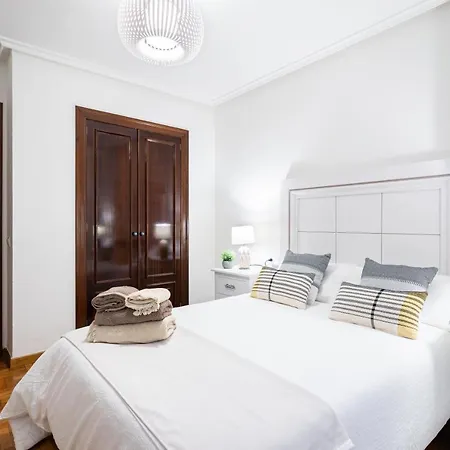 Апартаменти Primera Linea De Playa Con Plaza De Garaje Y Wifi *