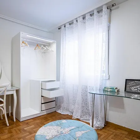 Primera Linea De Playa Con Plaza De Garaje Y Wifi * Gijón