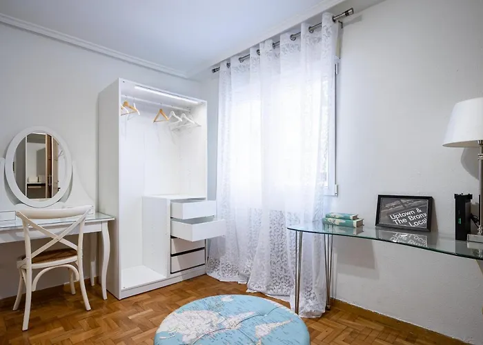 Primera Linea De Playa Con Plaza De Garaje Y Wifi * Gijón